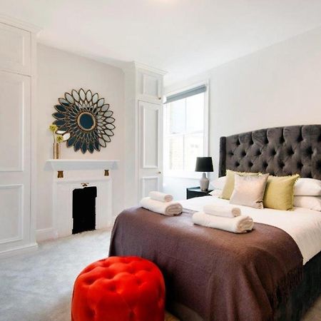 Modern Family Home In London Close To Amenities And Train Extérieur photo